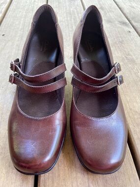 Clarks Bendables Women’s Mary Janes Double Strap Pumps Comfort Flexible Soles